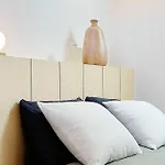 Apartamento De Diseno Frente Al Museo Del Prado